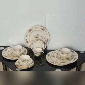 1930s REAR LENOX ROSE 20 PIECES Dinnerware Set WITH PURPLE LENOX STAMPED REAR
